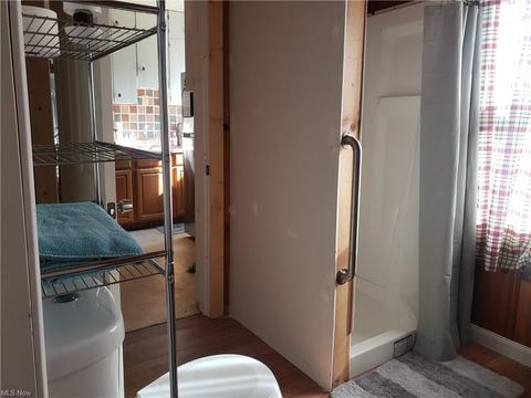 635 W 36th St, Ashtabula, OH 44004 photo 7