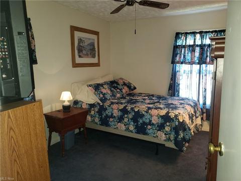 635 W 36th St, Ashtabula, OH 44004 photo 17