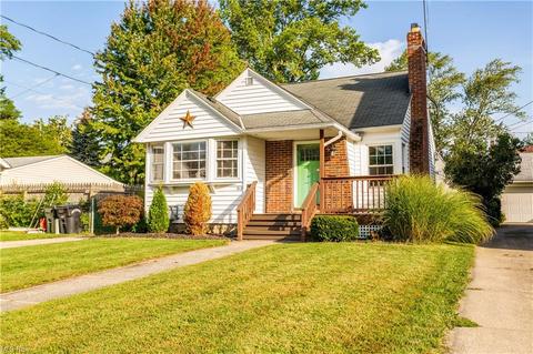 312 Denison Ave, Elyria, OH 44035 photo 2