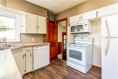 312 Denison Ave, Elyria, OH 44035 photo 11