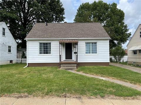 637 E Wilbeth Rd, Akron, OH 44306 photo 1