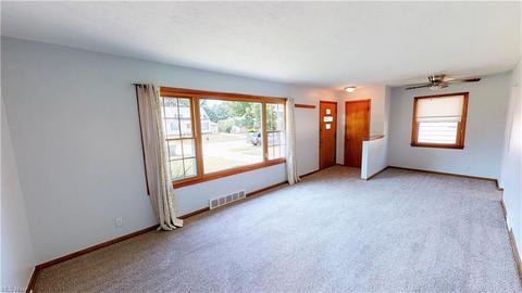 1575 Rush Rd, Wickliffe, OH 44092 photo 9