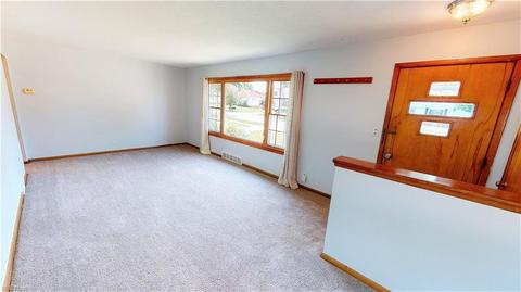 1575 Rush Rd, Wickliffe, OH 44092 photo 5