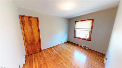 1575 Rush Rd, Wickliffe, OH 44092 photo 12