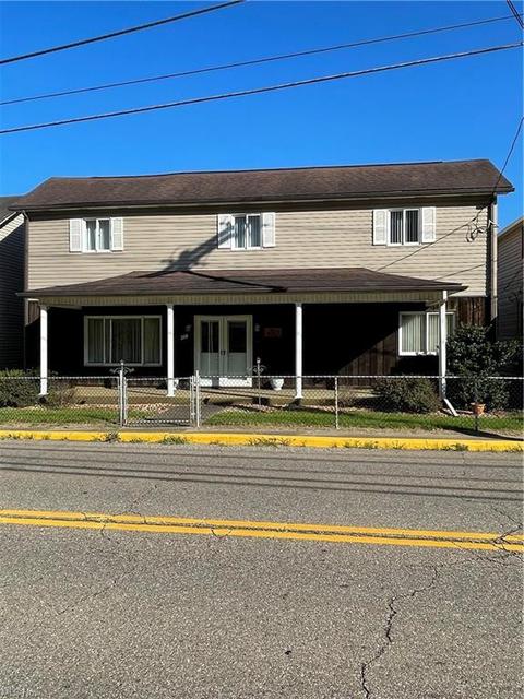 268 Smithfield St, Dillonvale, OH 43917 photo 3
