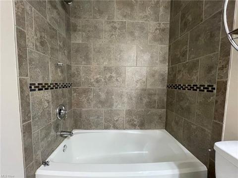 1814 Rush Rd, Wickliffe, OH 44092 photo 12