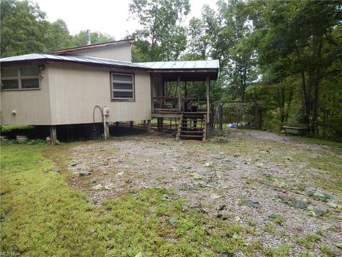 556 Goose Run Rd, Pullman, WV 26421 photo 5