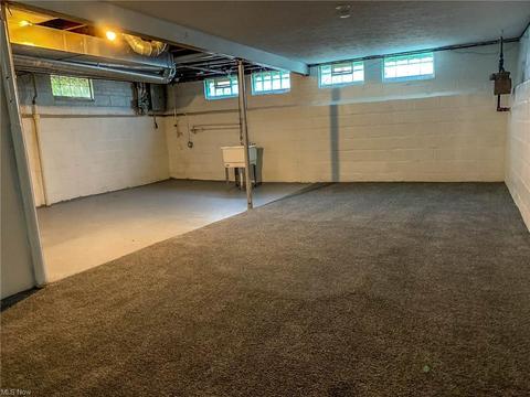 935 E 224th St, Euclid, OH 44123 photo 17