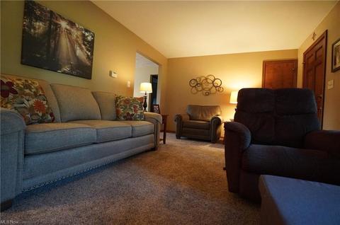 127 Smithfield St, Struthers, OH 44471 photo 7