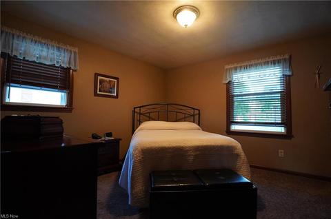 127 Smithfield St, Struthers, OH 44471 photo 9