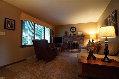 127 Smithfield St, Struthers, OH 44471 photo 6
