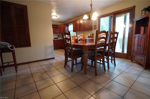 127 Smithfield St, Struthers, OH 44471 photo 5
