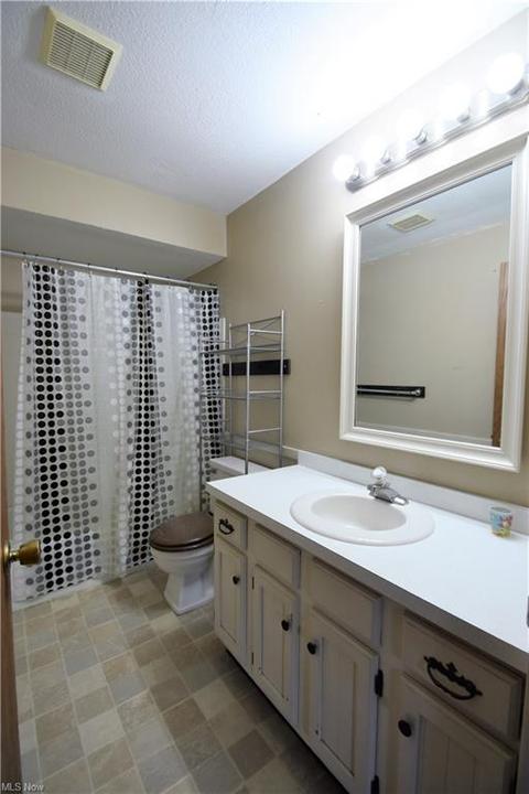 192 Hemlock, Elyria, OH 44035 photo 11
