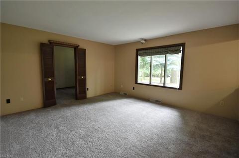 192 Hemlock, Elyria, OH 44035 photo 6