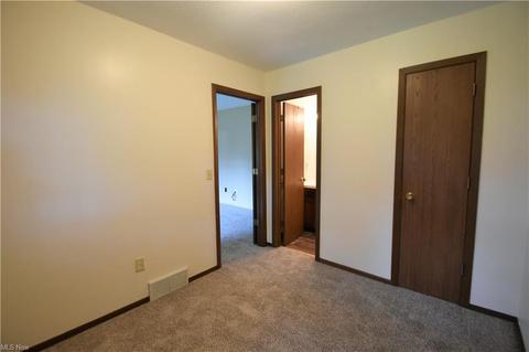 192 Hemlock, Elyria, OH 44035 photo 8