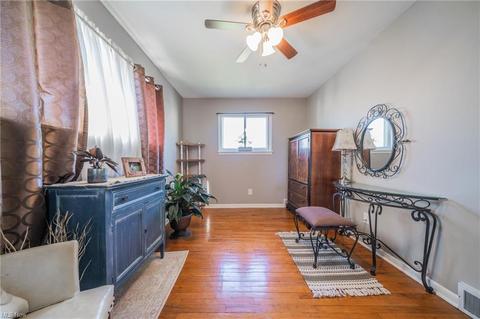 6022 Robert Dr, Brook Park, OH 44142 photo 20