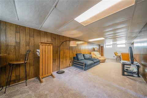 6022 Robert Dr, Brook Park, OH 44142 photo 25