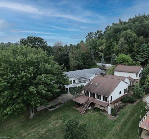 190 E Mohawk Dr, Malvern, OH 44644 photo 2