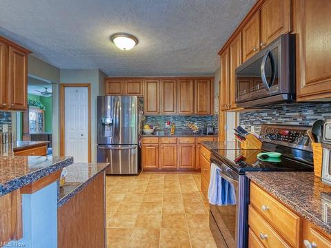 39098 Case Rd, Avon, OH 44011 photo 12