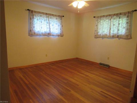 2701 Douglas Rd, Ashtabula, OH 44004 photo 12