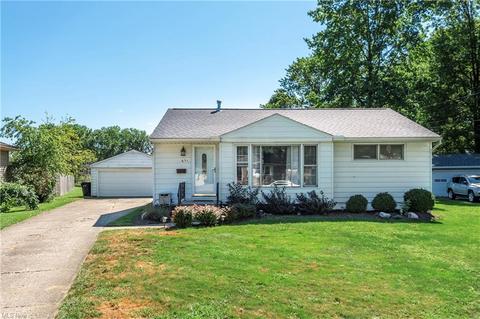 631 Lucille Dr, Elyria, OH 44035 photo 35