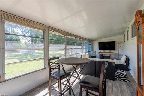 631 Lucille Dr, Elyria, OH 44035 photo 29