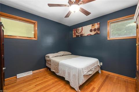 631 Lucille Dr, Elyria, OH 44035 photo 12
