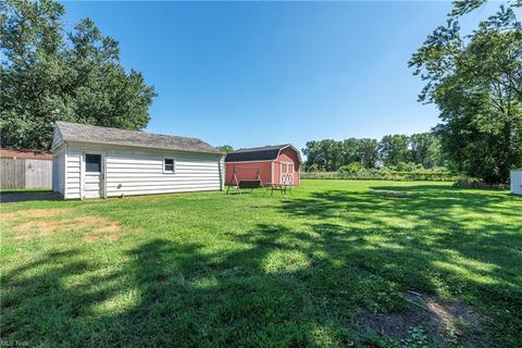 631 Lucille Dr, Elyria, OH 44035 photo 33
