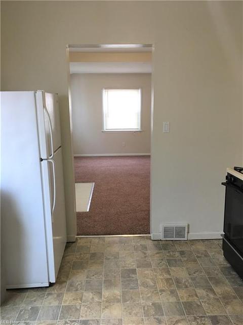 856 E 216 St, Euclid, OH 44119 photo 11