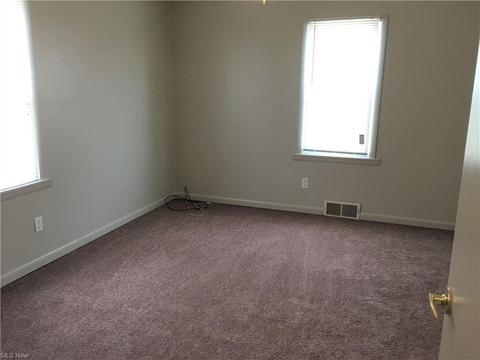856 E 216 St, Euclid, OH 44119 photo 13