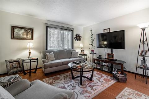 4524 Ashland, Lorain, OH 44053 photo 5
