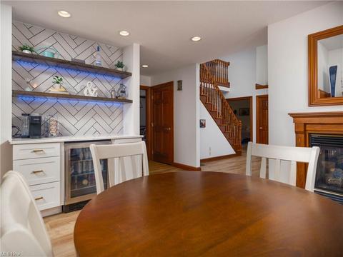 810 Forrest Ridge Dr, Dover, OH 44622 photo 16