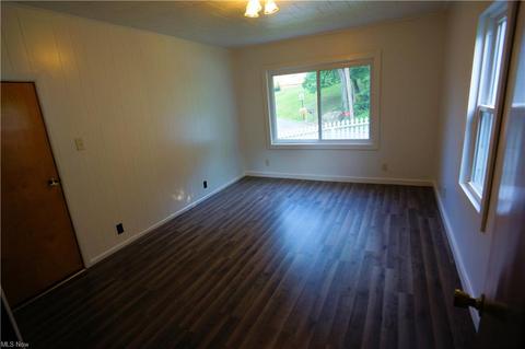 171 5th St, Dillonvale, OH 43917 photo 11