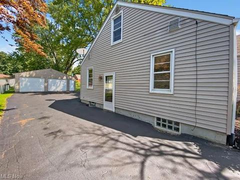 742 Tudor Ln, Boardman, OH 44512 photo 12