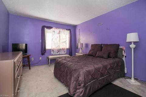 896 Wicket Dr, Akron, OH 44307 photo 22
