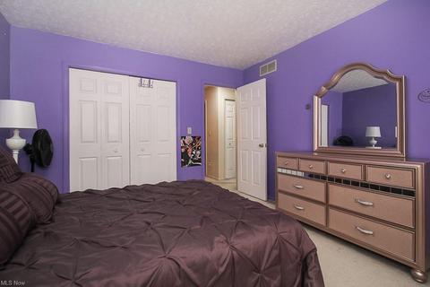 896 Wicket Dr, Akron, OH 44307 photo 21