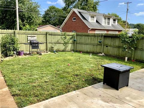 424 S Main St, Killbuck, OH 44637 photo 5