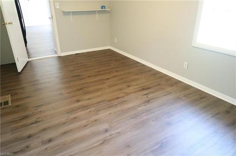 3925 Lincoln St, Canton, OH 44707 photo 14