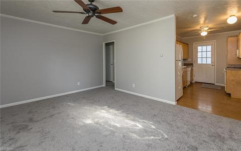 349 Olive St, Elyria, OH 44035 photo 8