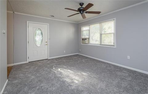 349 Olive St, Elyria, OH 44035 photo 10
