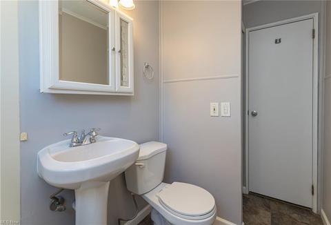 349 Olive St, Elyria, OH 44035 photo 19