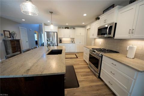 9311 Oberlin Rd, Elyria, OH 44035 photo 12