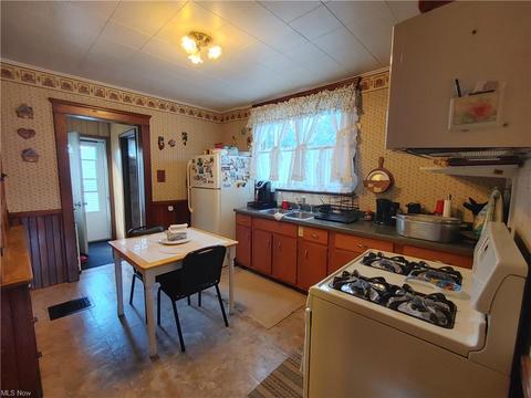 5401 Adams Ave, Ashtabula, OH 44004 photo 8