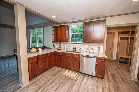 8094 Viewmount Dr, Concord, OH 44077 photo 8