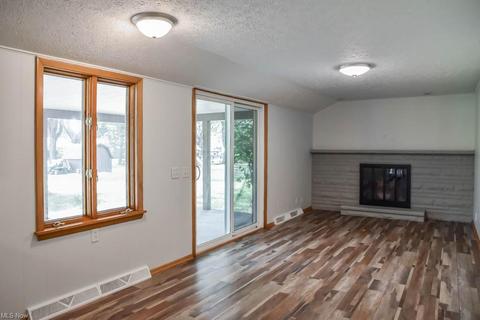 1420 55th St NE, Canton, OH 44721 photo 3