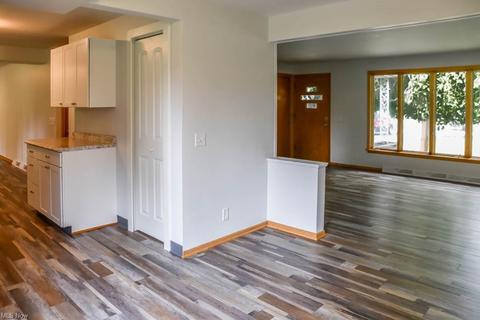 1420 55th St NE, Canton, OH 44721 photo 8