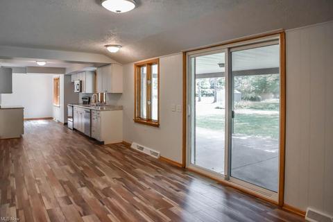 1420 55th St NE, Canton, OH 44721 photo 10