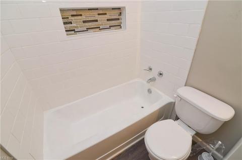 4065 Sylvia Ln, Youngstown, OH 44511 photo 15