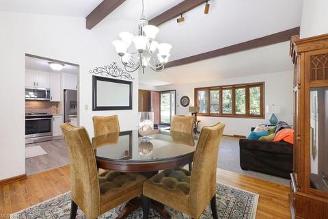 4574 Commodore Dr, Stow, OH 44224 photo 9