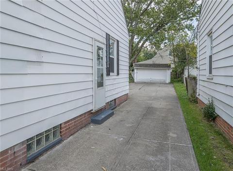5453 Thomas St, Maple Heights, OH 44137 photo 28